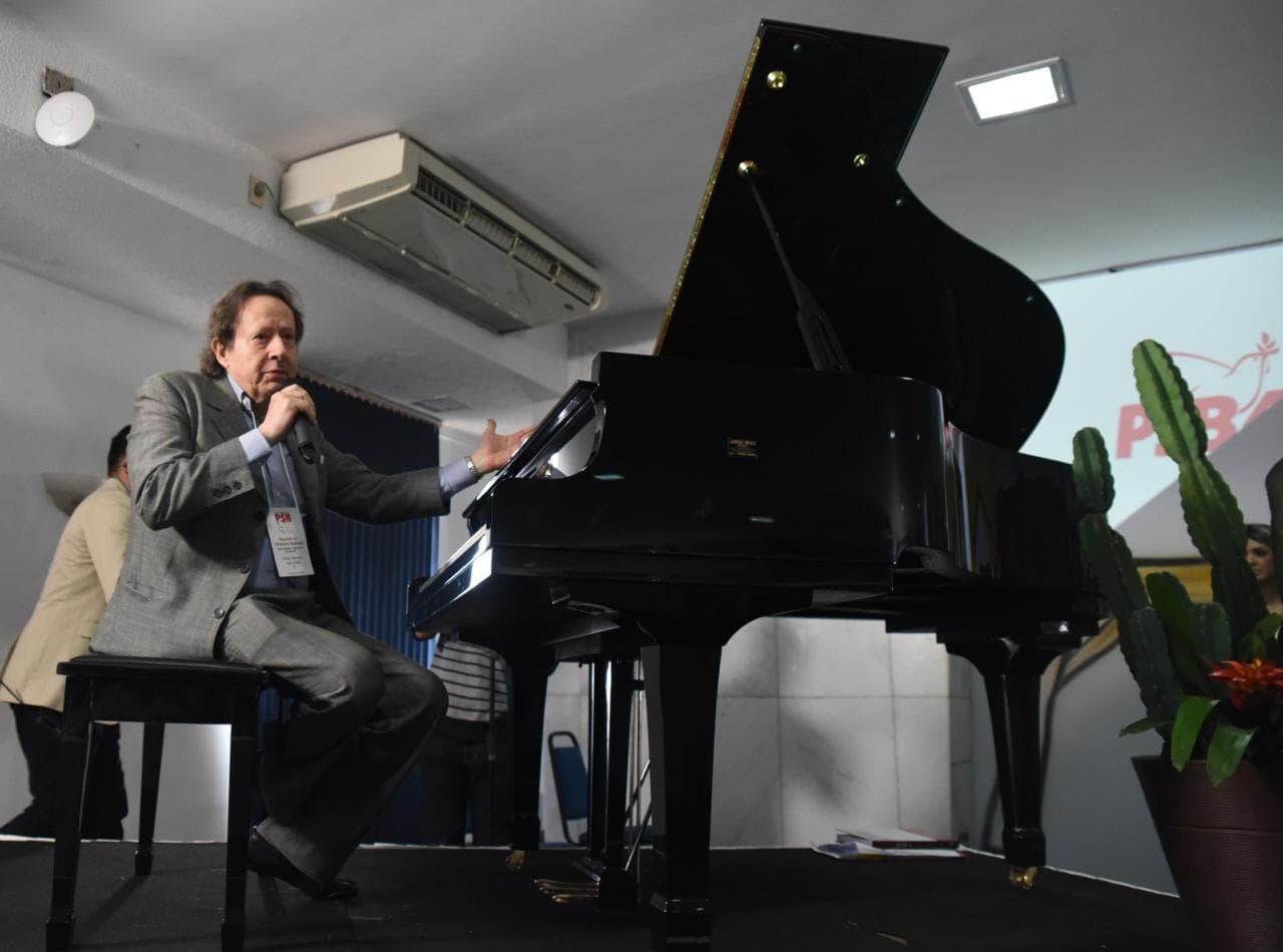 Arthur Moreira Lima se apresentando  - Preview