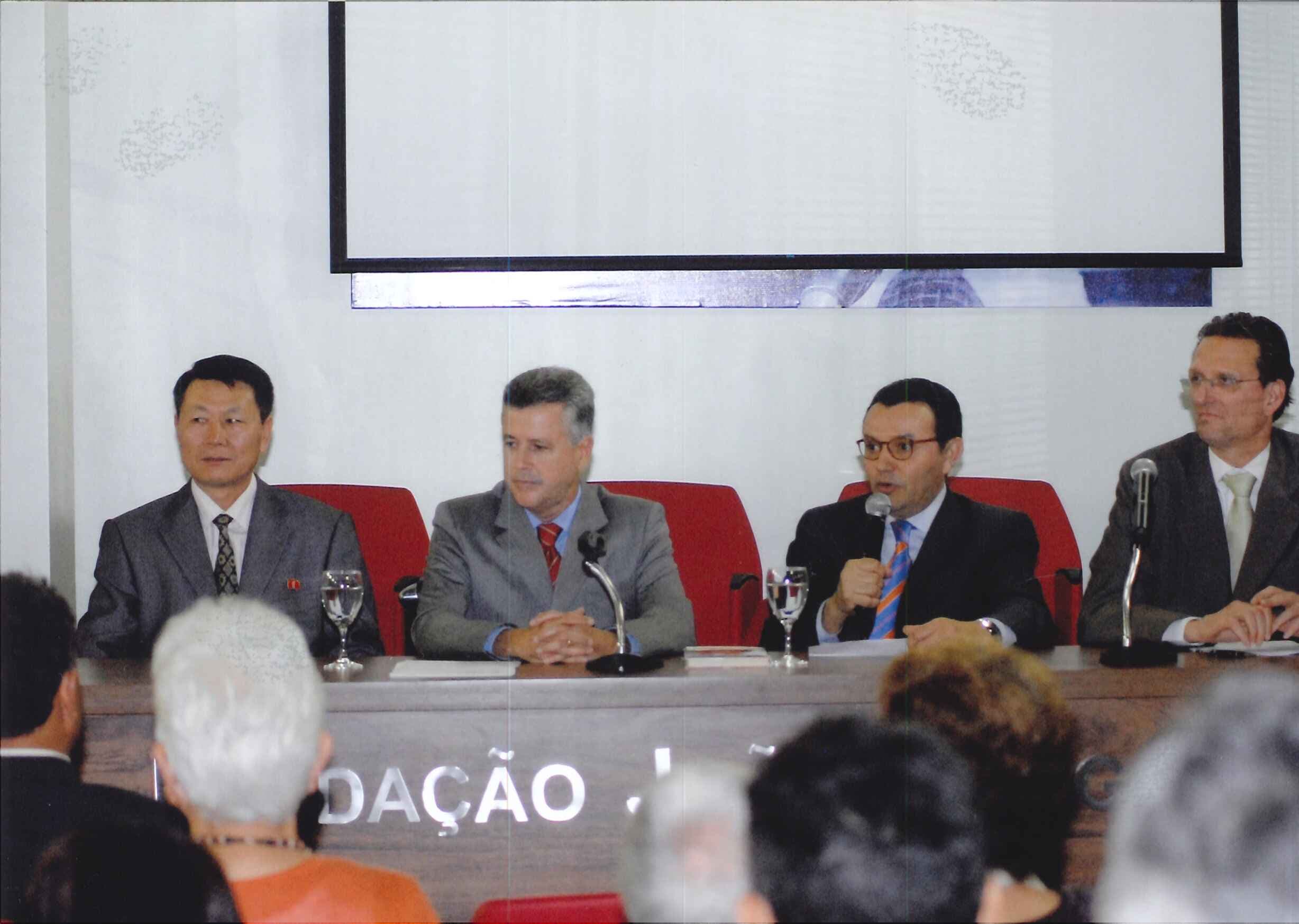 Debate na sede da FJM - O Pré-sal e o interesse internacional