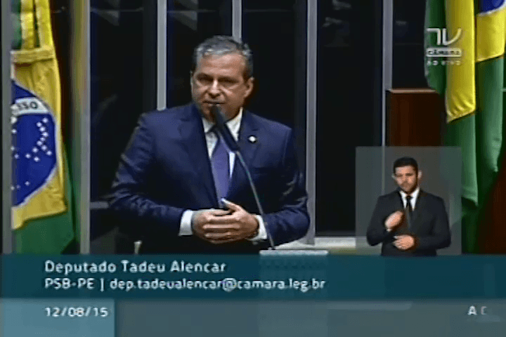 Tadeu Alencar homenageia Eduardo Campos (2015)