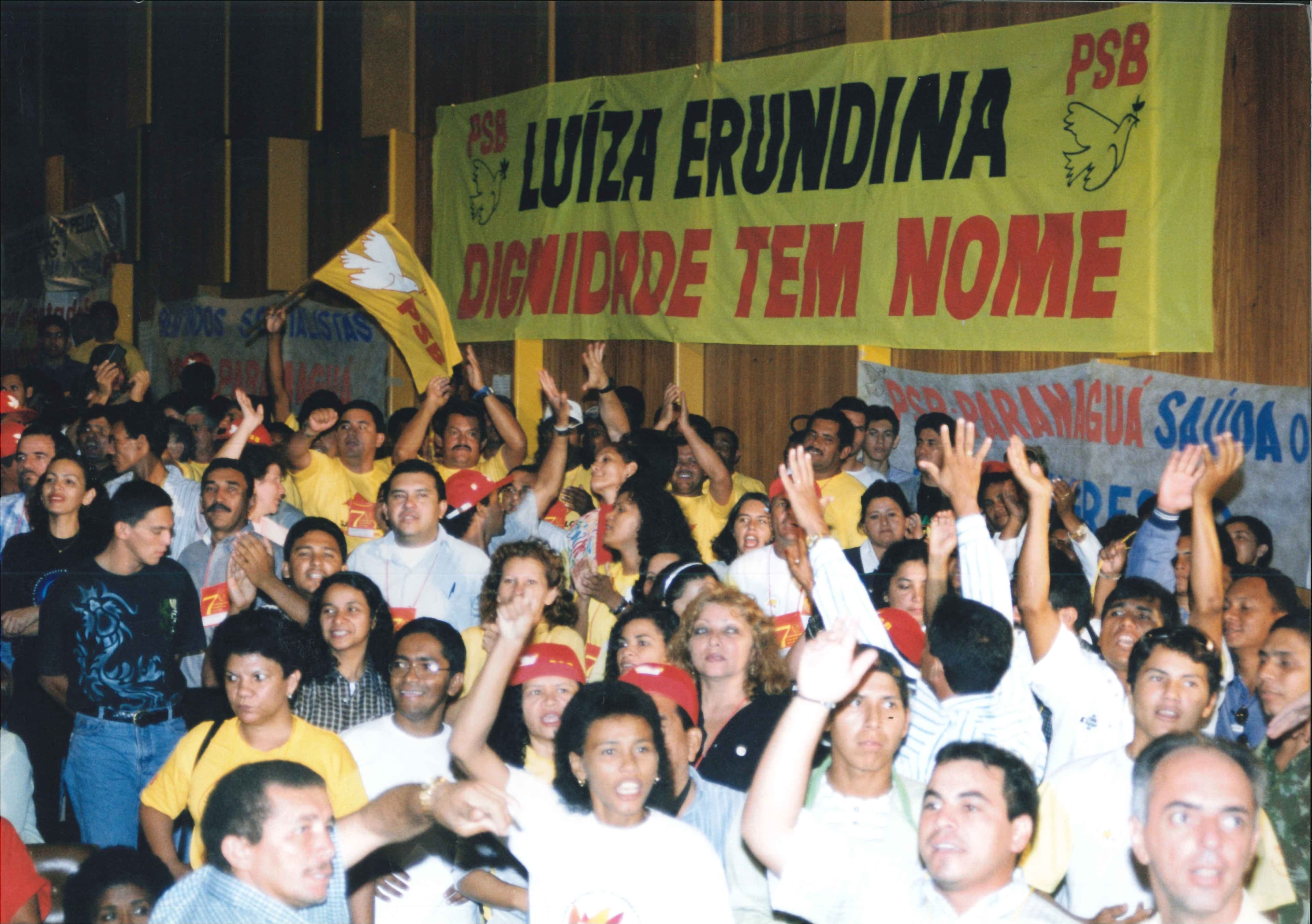 Manifestação de militantes do partido durante VI Congresso Nacional do PSB
