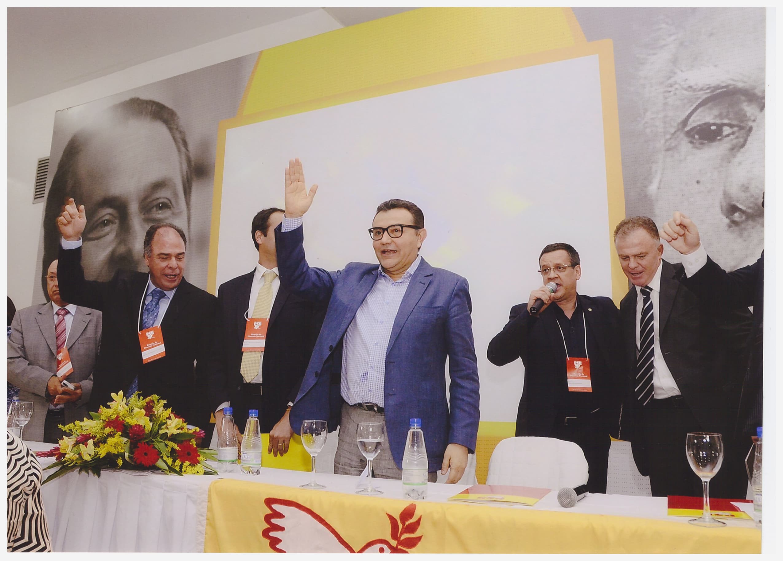 Eleição de Carlos Siqueira para presidente nacional do PSB